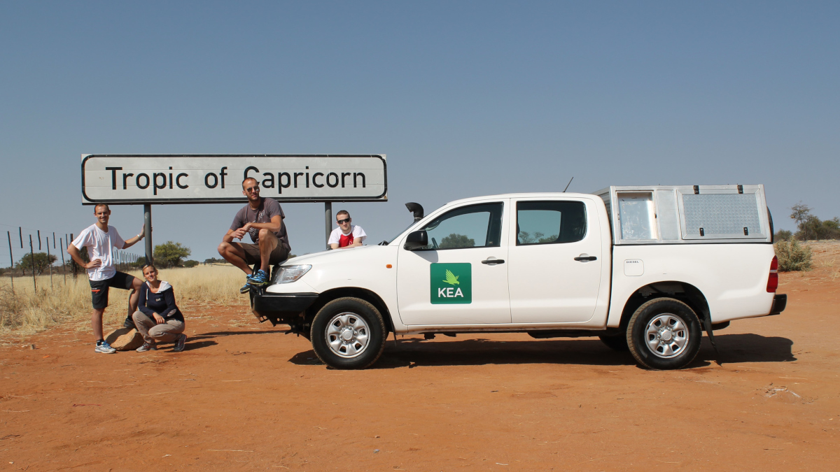 Namibia fai da te - 4x4 - self drive on the road